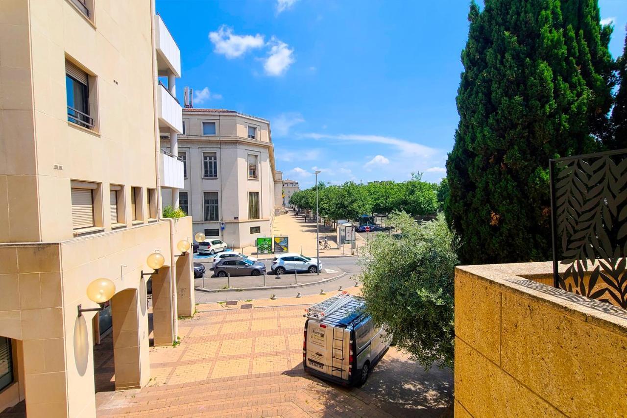 Апартаменты Regard Sur Les Remparts - Terrasse & Parking Авиньон Экстерьер фото