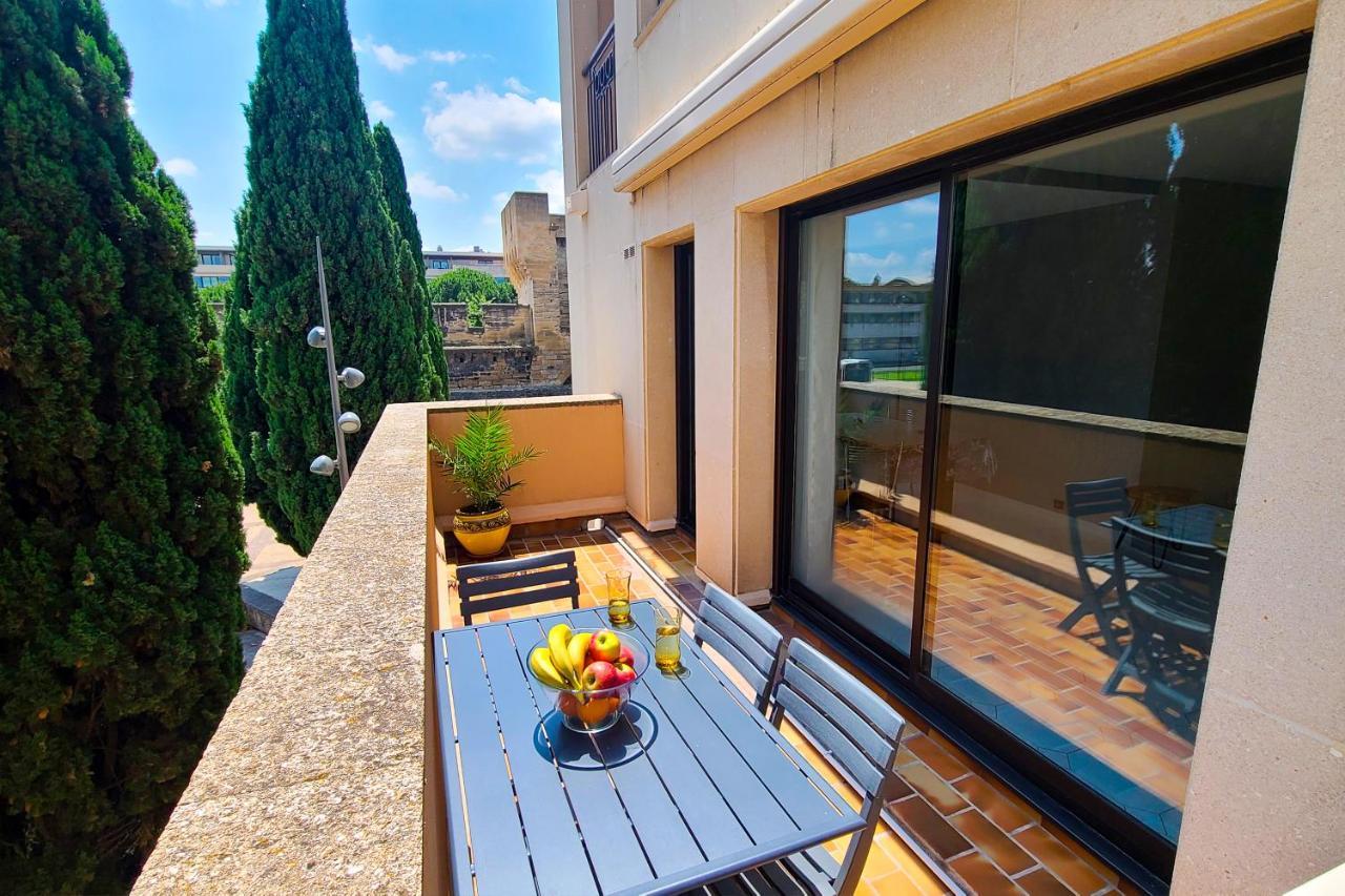 Апартаменты Regard Sur Les Remparts - Terrasse & Parking Авиньон Экстерьер фото